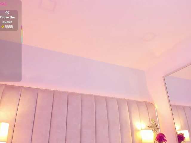 EllaThorne live cam on BongaCams