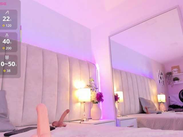 EllaThorne live cam on BongaCams