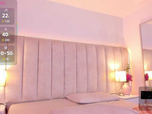 EllaThorne live cam on BongaCams