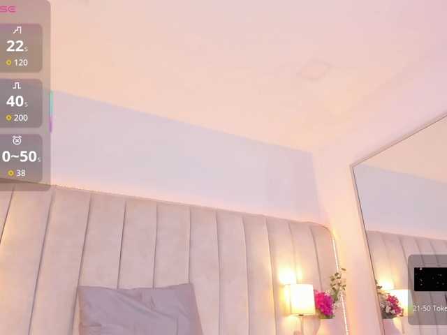 EllaThorne live cam on BongaCams