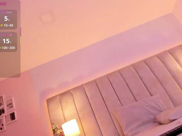 EllaThorne live cam on BongaCams