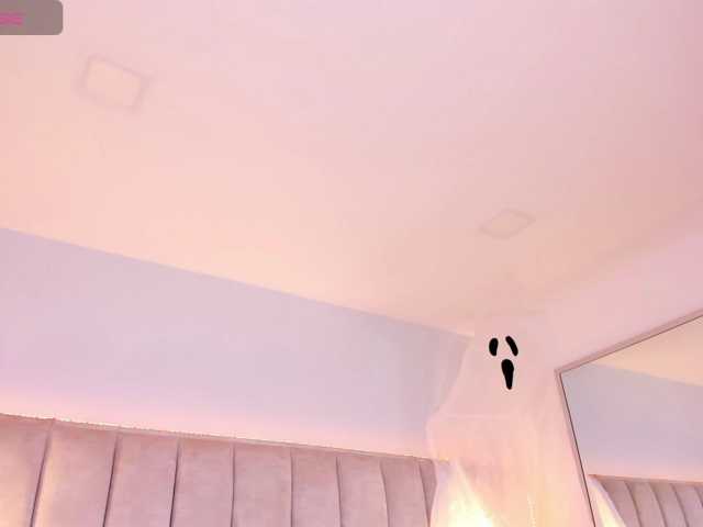 EllaThorne live cam on BongaCams