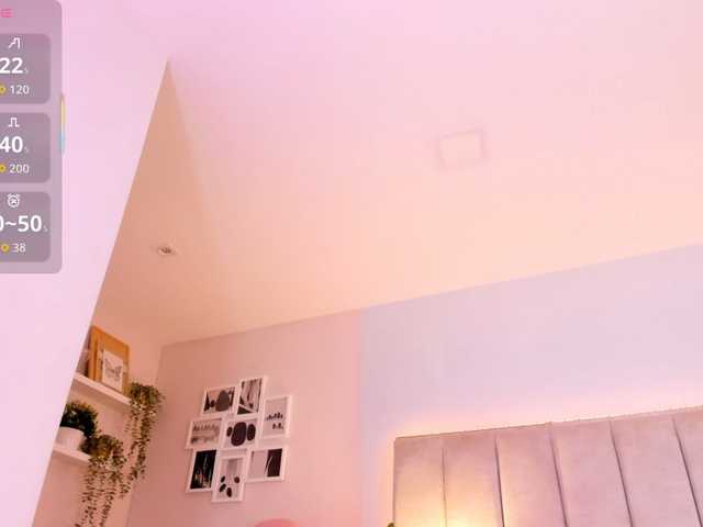 EllaThorne live cam on BongaCams