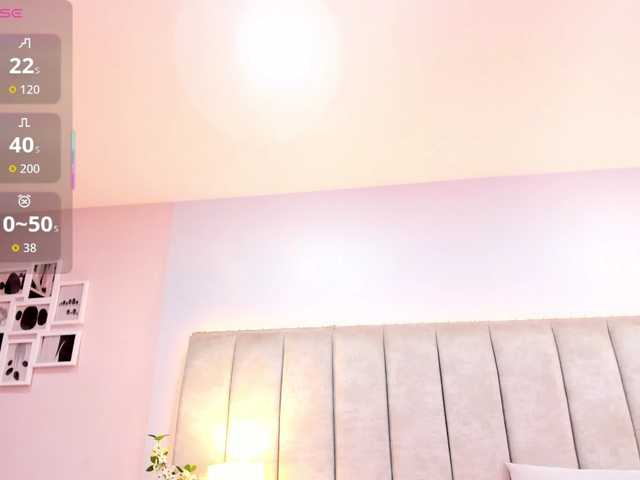 EllaThorne live cam on BongaCams