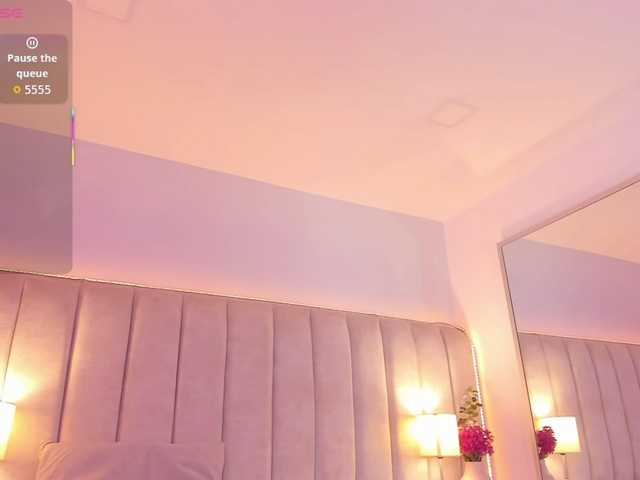 EllaThorne live cam on BongaCams