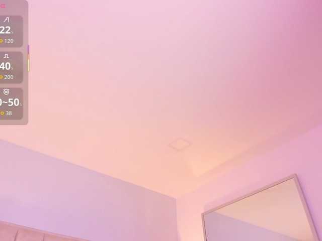 EllaThorne live cam on BongaCams