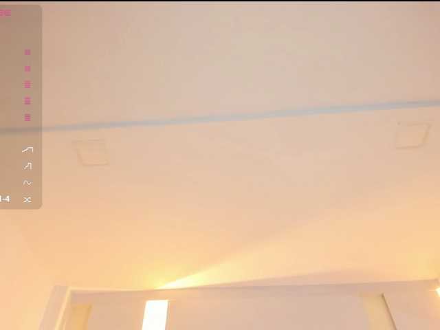 EllaThorne live cam on BongaCams