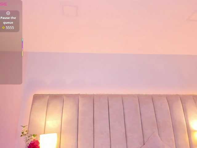 EllaThorne live cam on BongaCams