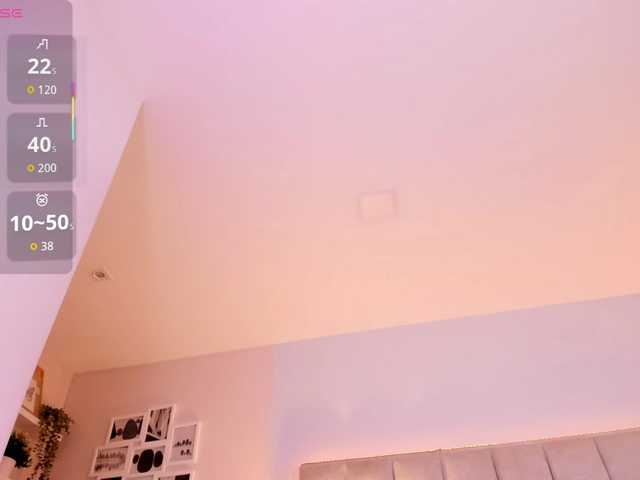 EllaThorne live cam on BongaCams