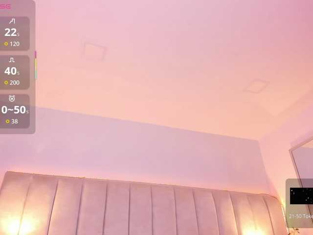 EllaThorne live cam on BongaCams