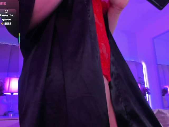 EllaThorne live cam preview