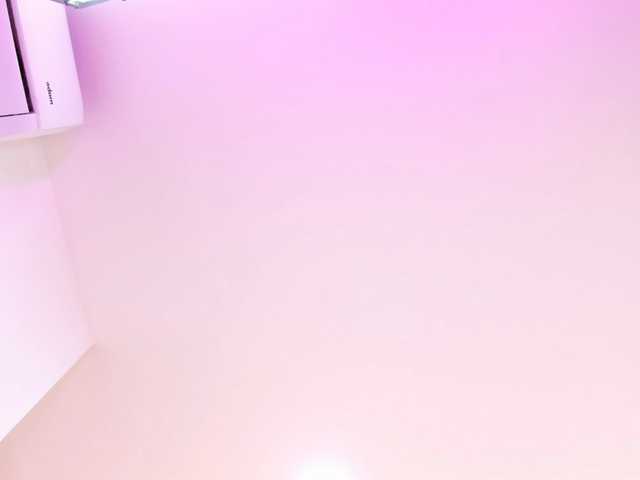 EllaThorne live cam on BongaCams