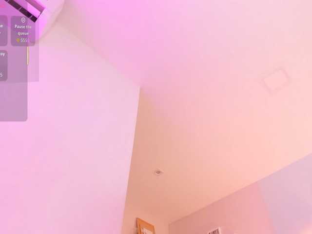 EllaThorne live cam on BongaCams