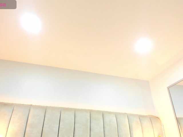 EllaThorne live cam on BongaCams