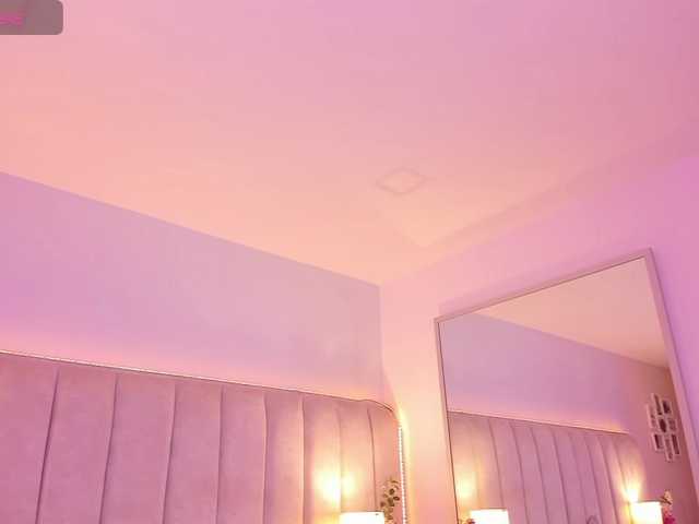 EllaThorne live cam on BongaCams