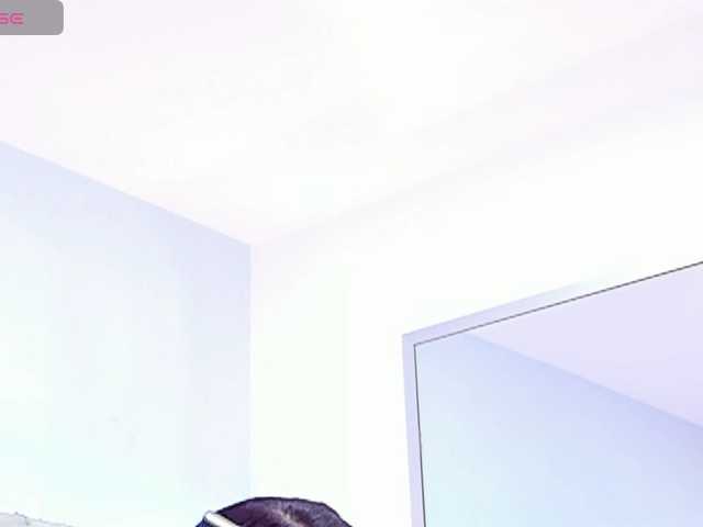 EllaThorne live cam on BongaCams