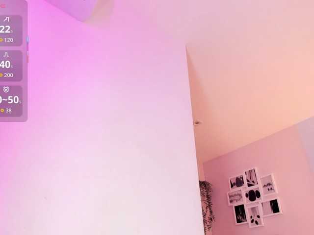 EllaThorne live cam on BongaCams