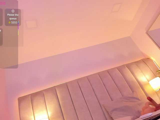 EllaThorne live cam on BongaCams