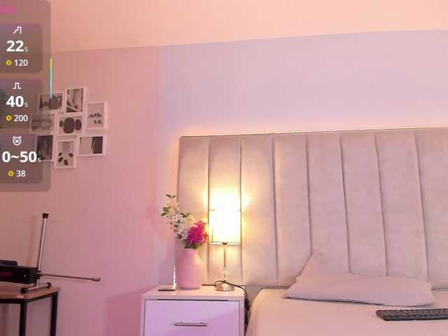 EllaThorne live cam on BongaCams