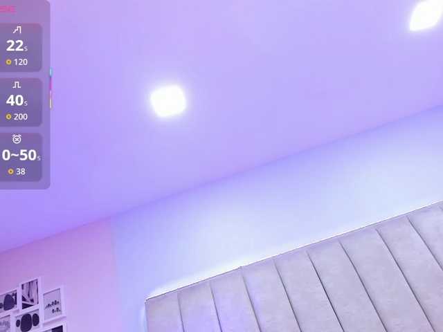 EllaThorne live cam preview