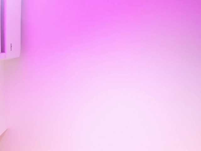 EllaThorne live cam on BongaCams