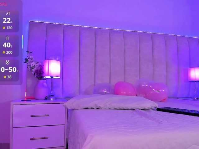 EllaThorne live cam on BongaCams