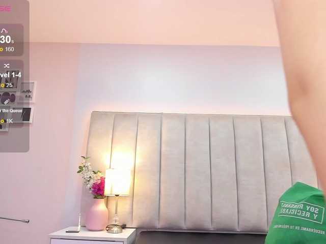 EllaThorne live cam on BongaCams