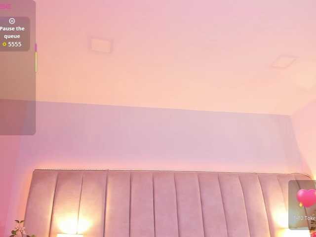 EllaThorne live cam on BongaCams