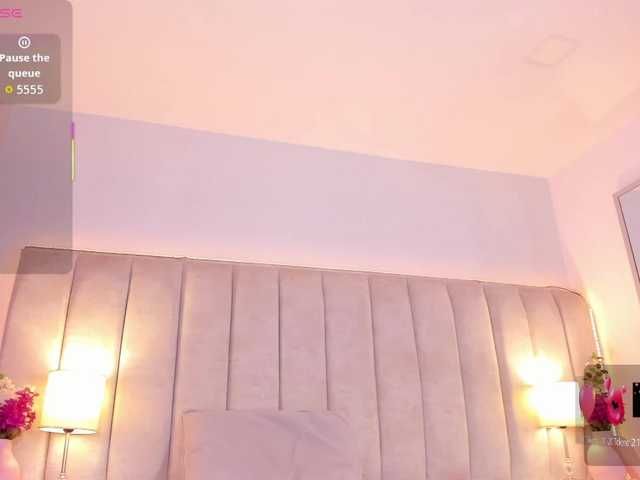 EllaThorne live cam on BongaCams