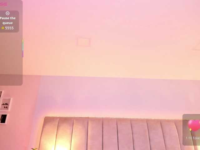 EllaThorne live cam on BongaCams