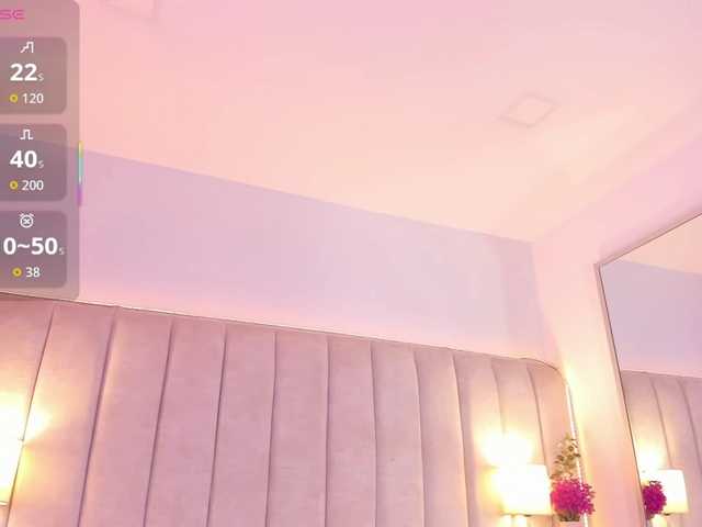 EllaThorne live cam on BongaCams