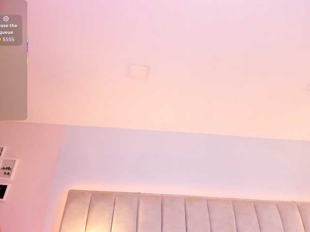 EllaThorne live cam on BongaCams
