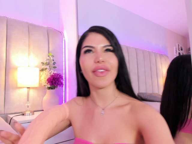 EllaThorne live cam on BongaCams