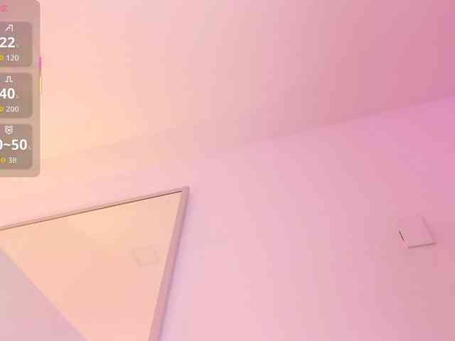 EllaThorne webcam