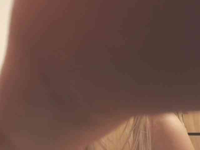 EllaThorne webcam