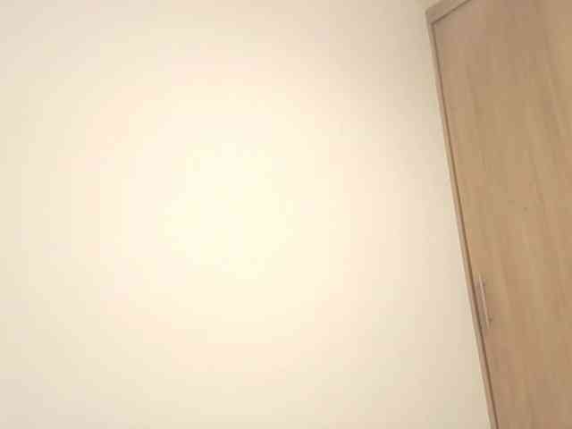 EllaThorne webcam