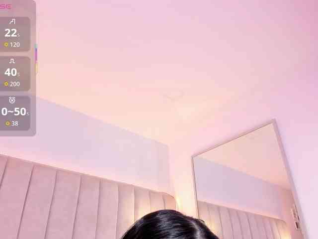 EllaThorne webcam