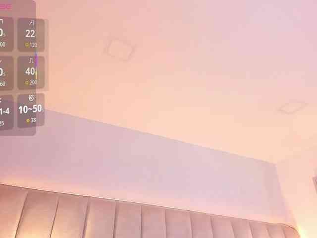 EllaThorne webcam