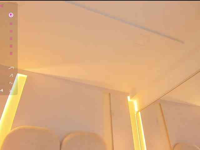 EllaThorne webcam