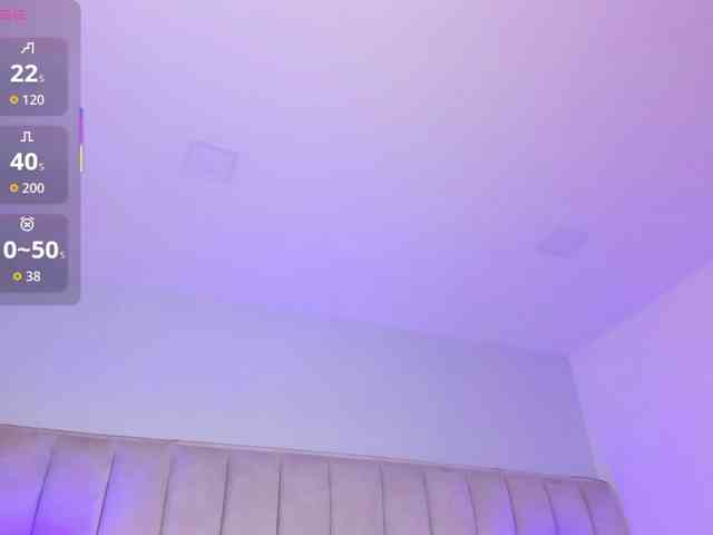 EllaThorne webcam