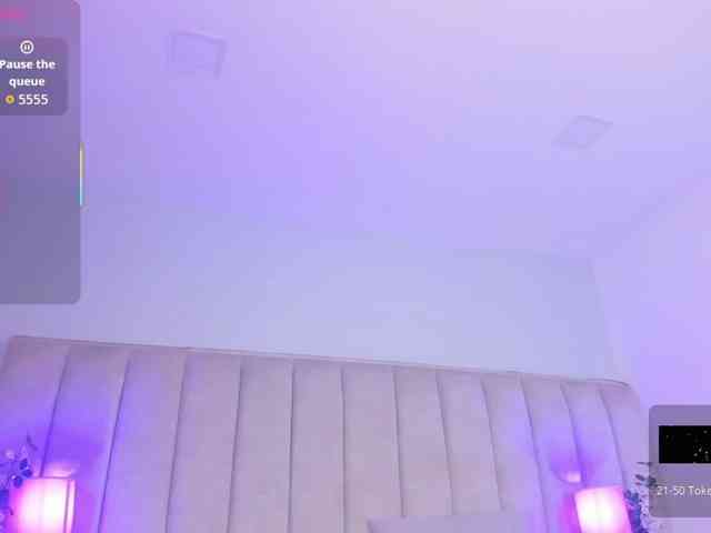 EllaThorne webcam