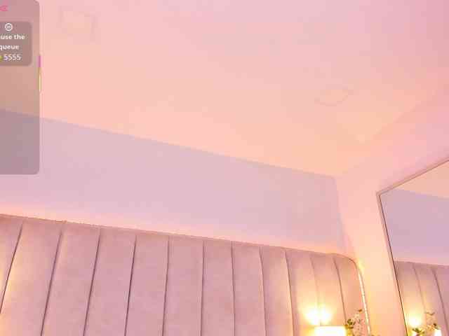 EllaThorne webcam