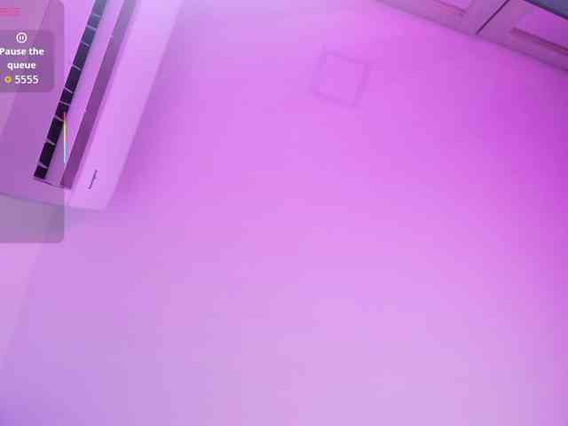 EllaThorne webcam