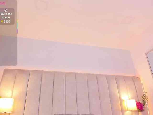 EllaThorne webcam