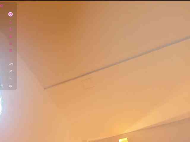 EllaThorne webcam