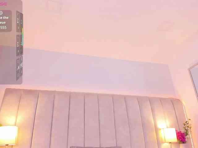 EllaThorne webcam