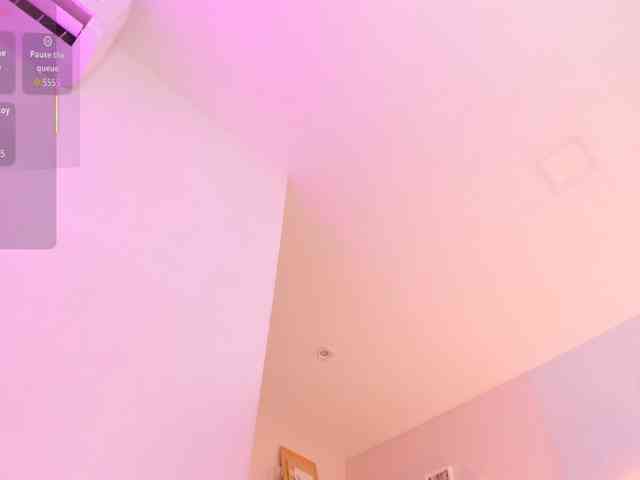 EllaThorne webcam