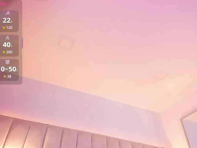 EllaThorne webcam