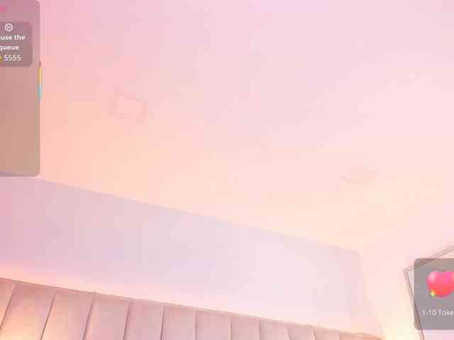 EllaThorne webcam