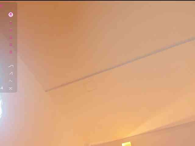 EllaThorne webcam